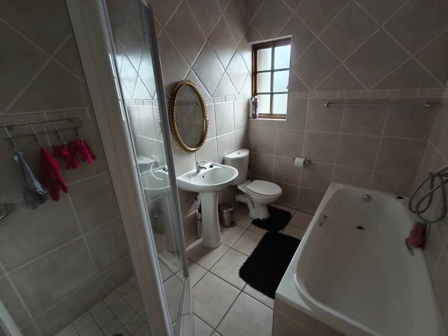 4 Bedroom Property for Sale in Cashan North West